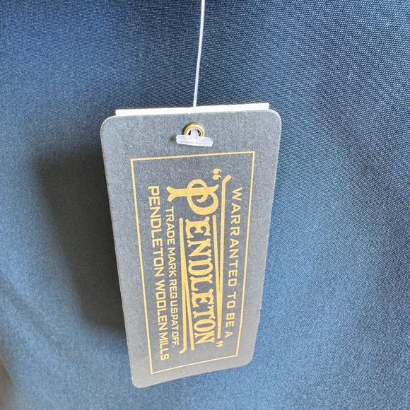 NWT Gorgeous dry and warm Pendleton Jacket for sale - Picture 11 of 16